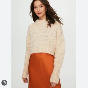 Aritzia Wilfred Moon Alpaca Crew Neck Cropped Sweater White Cream Size Small